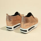 Damen Sneaker Silber mit Plateau – Slip-On Loafer aus PU-Leder mit Keilabsatz & dicker Sohle für Frühling & Herbst