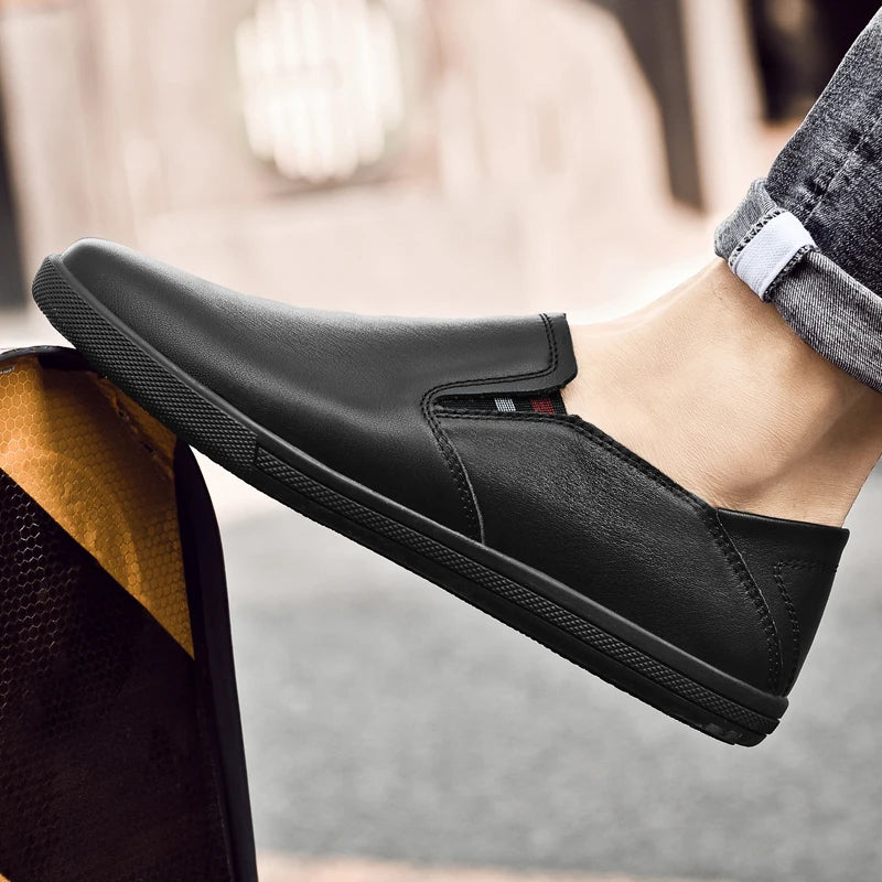 Britische Herren Loafer aus echtem Leder – Weiße Slip-On Mokassins mit weicher Sohle, Business & Casual Schuhe für Frühjahr und Herbst