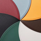 Runde schwarze Kunstleder Tischsets – Geprägte PU-Platzmatten im American Style für Esstisch & festliche Dekoration (1/4/6 Stück)