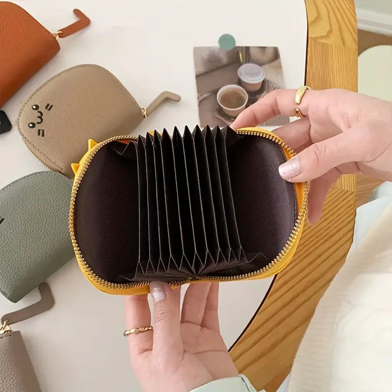 Niedliches Katzen Kartenetui mit Reißverschluss – Cartoon Wallet en PU-Leder mit Münzfach &amp; more Kartenfächern 