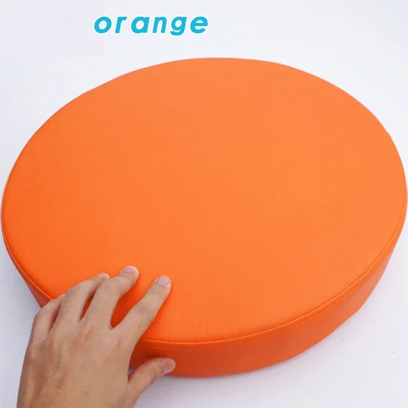 Rundes Sitzkissen aus Kunstleder Ø35 cm – Wasserdichtes, dick gepolstertes Stuhlkissen für Büro, Zuhause & Fahrzeug