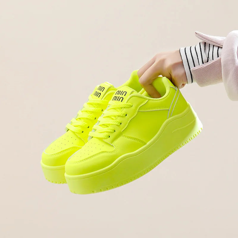 Damen Plateau Sneaker Grün – Chunky Lace-Up Sneakers aus Kunstleder im Hip-Hop Style für Frühling & Herbst