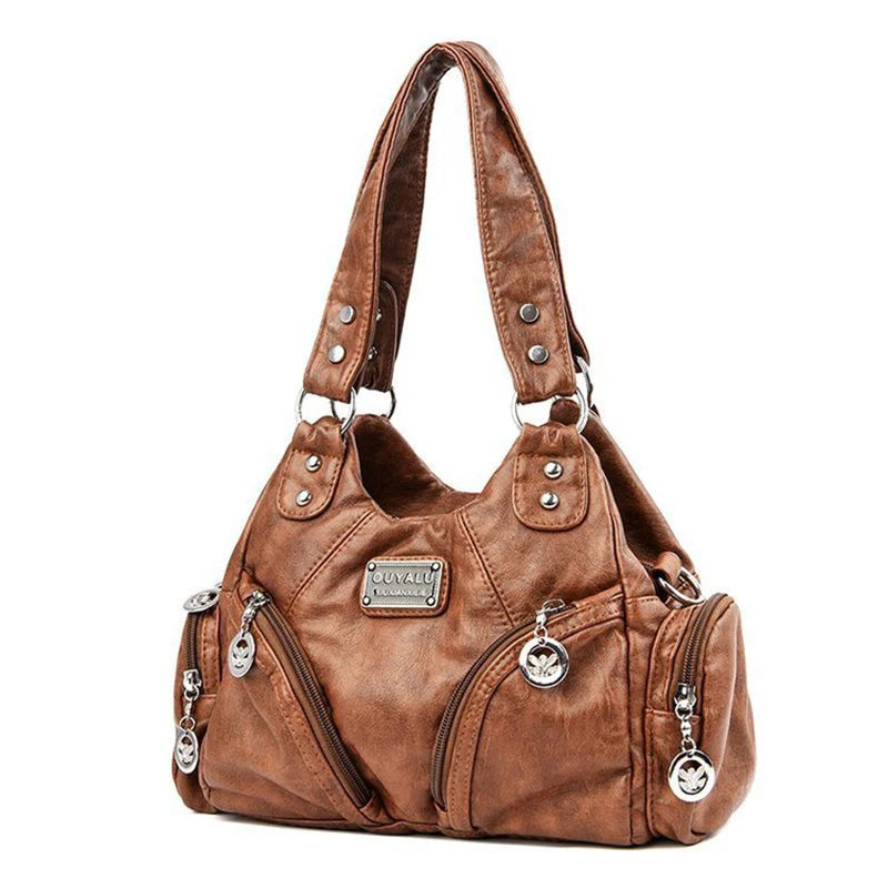 Luxuriöse Mini Damen Schultertasche aus weichem PU-Leder – Stylische Moto & Biker Crossbody Bag mit Nieten für Alltag & Freizeit