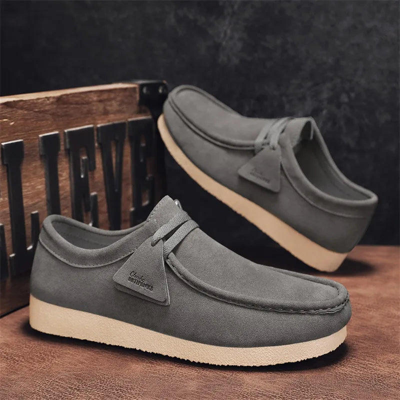 Khaki Herren Loafer aus Velours-Optik – Leichte Slip-On Mokassins mit Plateau, Komfortable Driving Shoes für Freizeit & Alltag