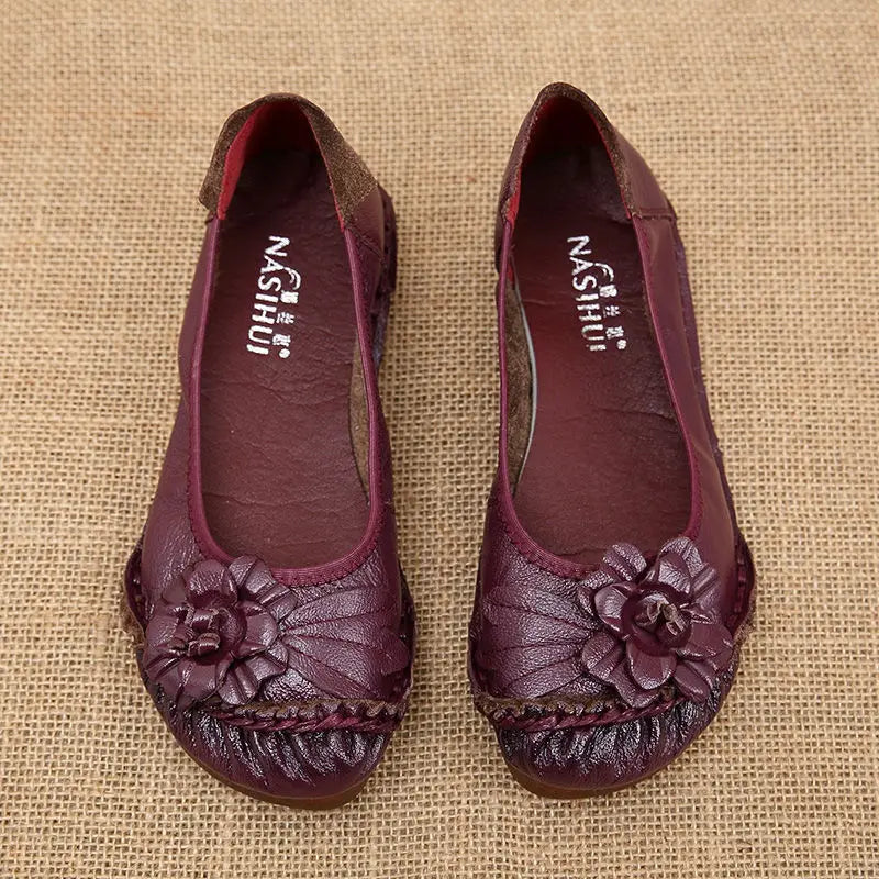 feerldi Damen Vintage Leder Flats WB-56 – Handgefertigte Blumen-Moccasins, Slip-On Ballerinas für Alltag und Freizeit, Lila Loafers in Größe 42