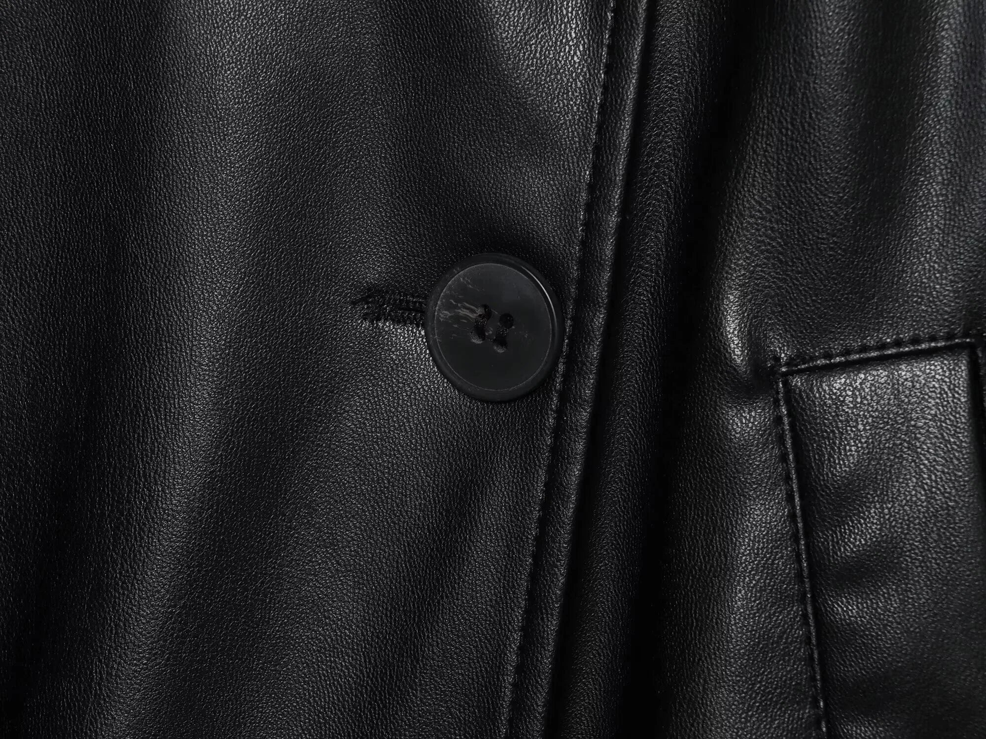 ETJ Damen PU Leder Trenchcoat 2025 – Kurzer Kunstledermantel mit Gürtel, eleganter Casual Lederoptik-Mantel für Herbst & Winter