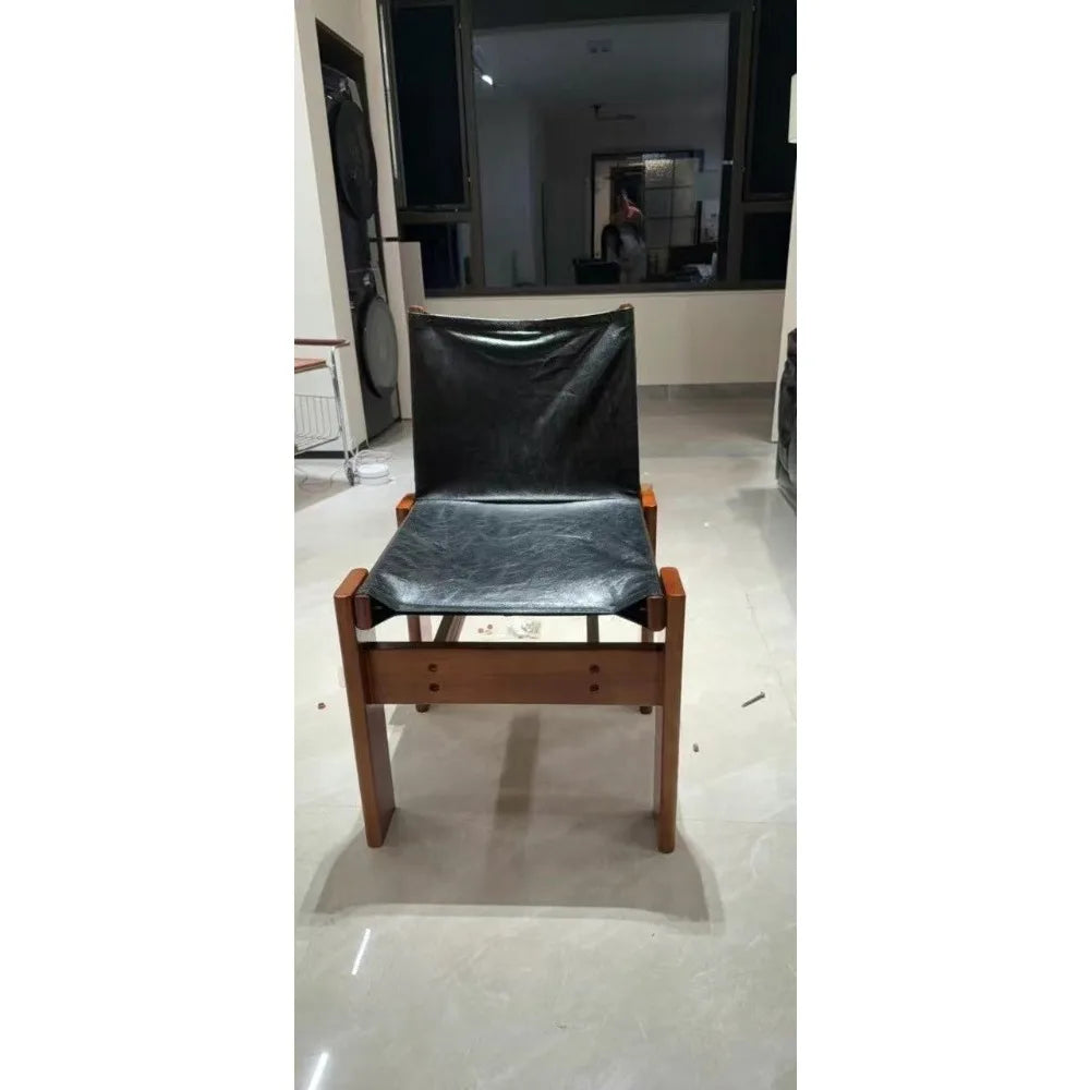 Japanischer Retro Esszimmerstuhl aus Massivholz & Leder – Antiker Designer Armlehnenstuhl im Light-Luxury-Stil für Küche & Café