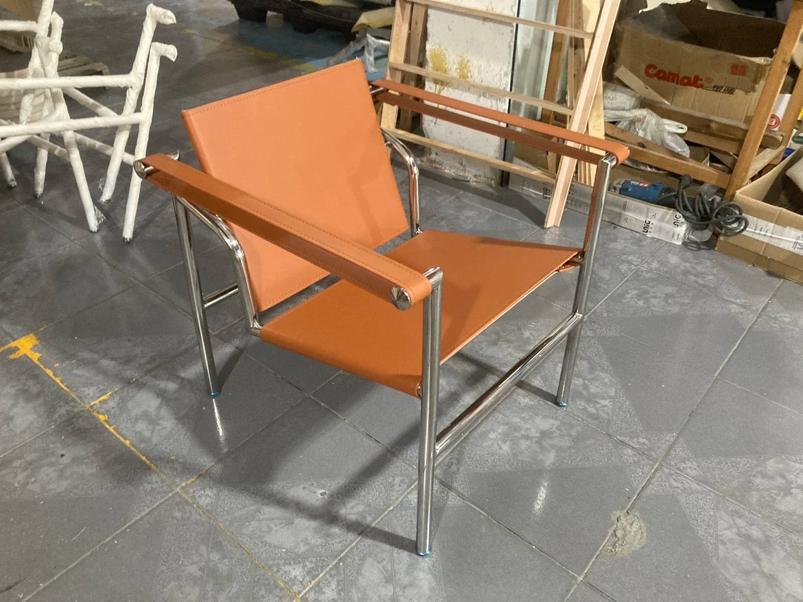 Bauhaus Lounge Armchair im Corbusier-Stil – PU-/Leder-Sessel mit Edelstahlrahmen für modernes Wohnzimmer