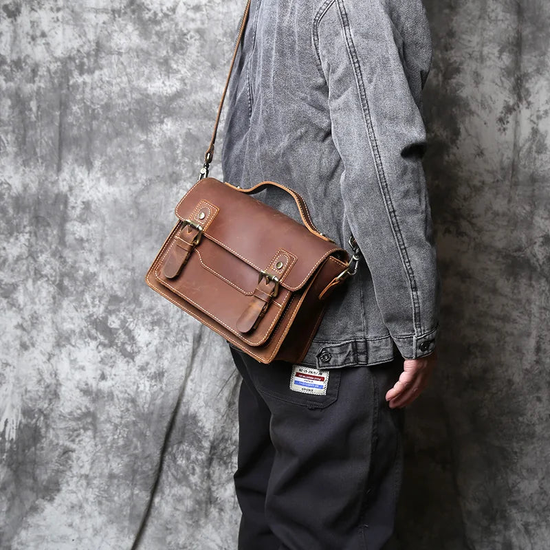 NZPJ Retro Herren Leder-Posttasche – Crazy Horse Cowhide Schultertasche für 10-Zoll iPad, Vintage Casual Handbag