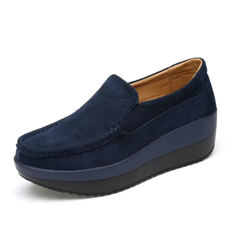 Damen Keilabsatz Sneaker aus Wildleder – Bequeme Slip-On Plateau Schuhe aus echtem Leder für Herbst & Frühjahr