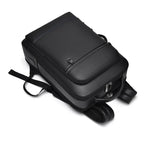 Executive PU-Leder Rucksack für Herren – USB-Ladefunktion, Business & Office Laptop-Backpack, Reisetasche
