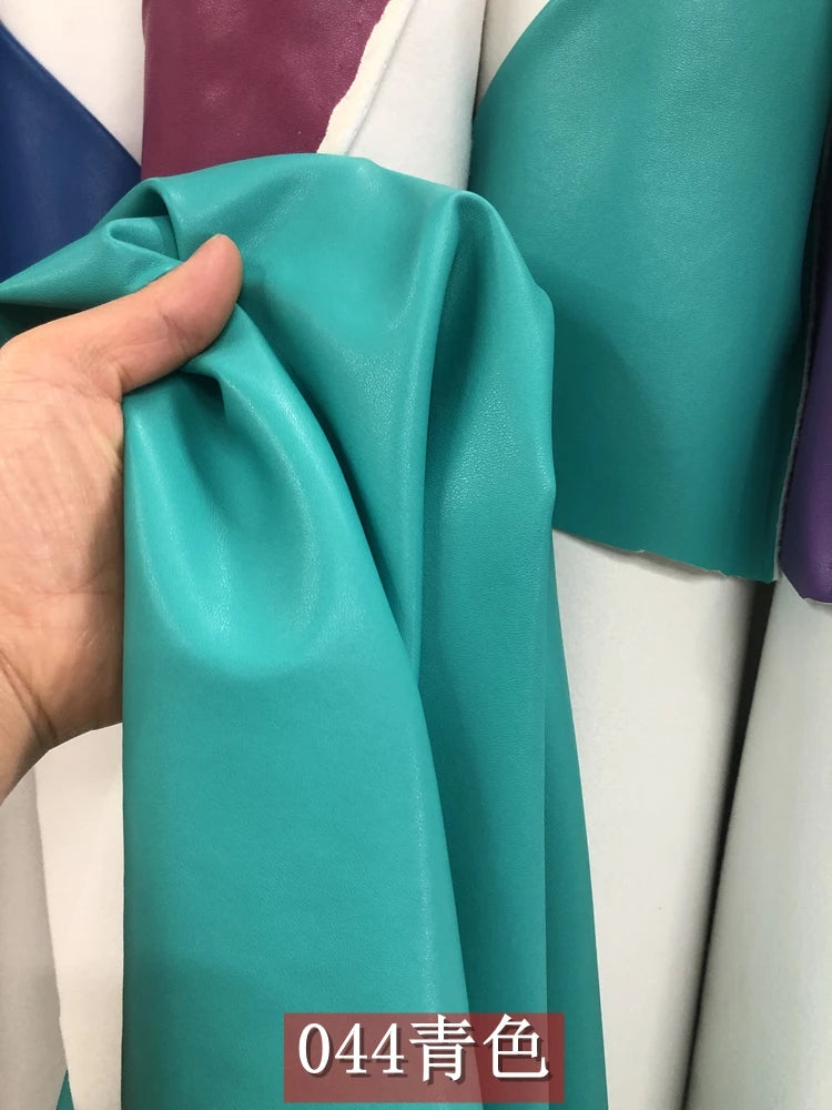 Dünnes weiches Kunstleder Meterware – Tissu en cuir PU élastique avec revêtement pour vêtements, sacs et projets de bricolage 