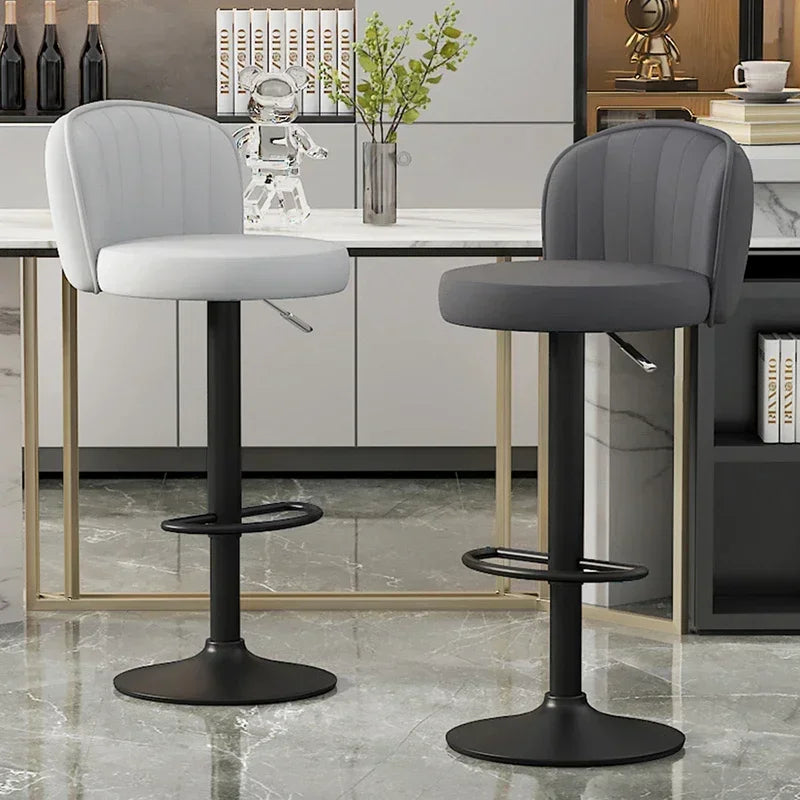 Drehbarer Nordic Barstuhl aus PU-Leder – Höhenverstellbarer moderner Barhocker im italienischen Design für Küche, Bar & Theke