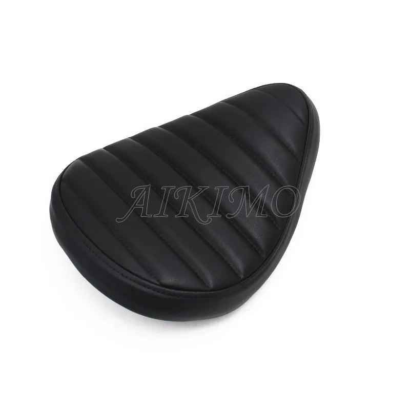 Motos de asiento de cuero con estilo retro Cafe Racer – Flacher Universalsitz para Bobber &amp; Chopper, Stoßdämpfend y vintage-schwarz 