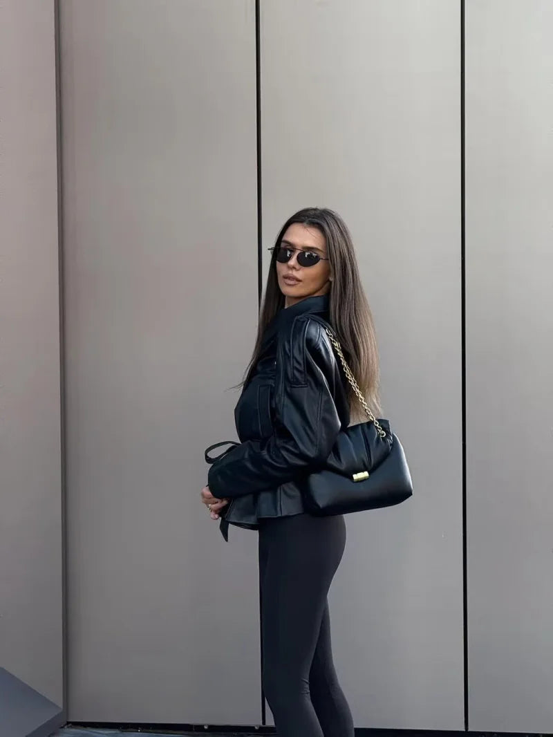 ETJ Damen PU Leder Trenchcoat 2025 – Kurzer Kunstledermantel mit Gürtel, eleganter Casual Lederoptik-Mantel für Herbst &amp; Winter