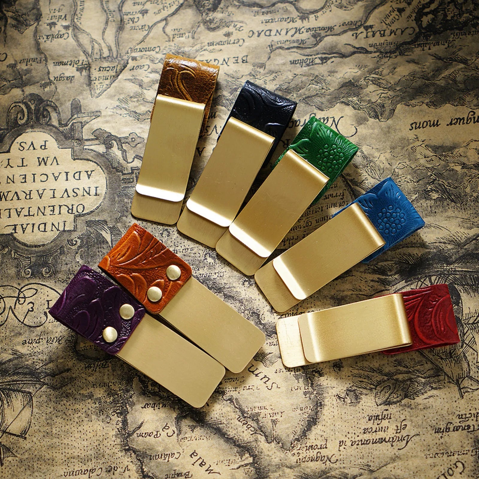 Leder Stiftehalter Clip mit Messing-Lesezeichen – Eleganter Pen Clip für Traveler Notebooks & Journale