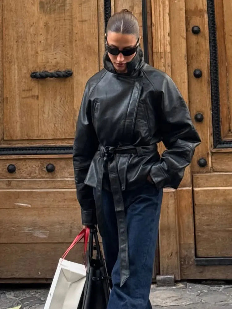 HH Damen Schwarzer PU Leder Kurz-Trenchcoat – Vintage Kunstlederjacke mit Gürtel, elegante Motorradjacke für Herbst & Winter