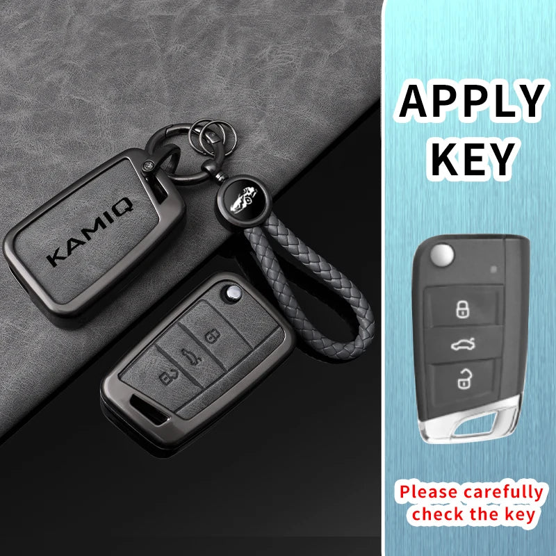 Premium Autoschlüssel Hülle aus Metall & Leder für Skoda Kamiq – Faltbares Keyless Key Case Cover mit Schlüsselanhänger