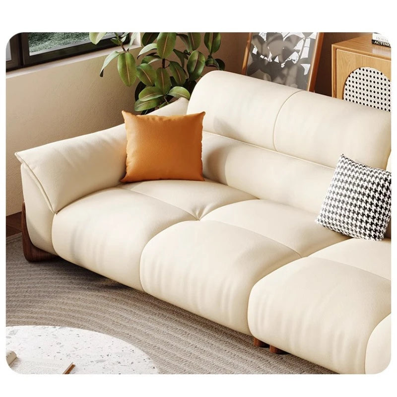 Modernes Leder Sofa in Creme – Minimalistisches Wohnzimmersofa mit Relax-Komfort, familienfreundliches Design für drinnen & draußen