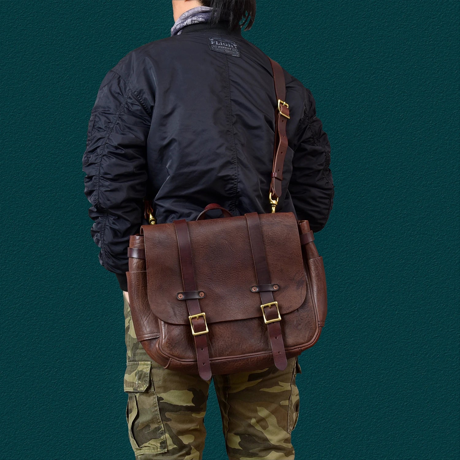 pndme Herren Vintage Messenger Bag – Handmade Cowhide Leder Satchel für Arbeit, Reisen & Outdoor