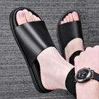 BPOXE Herren Leder Slipper 2025 – Echtleder Flip-Flops mit dicker Sohle, rutschfest, schwarze Sommer Sandalen für Alltag & Business-Casual