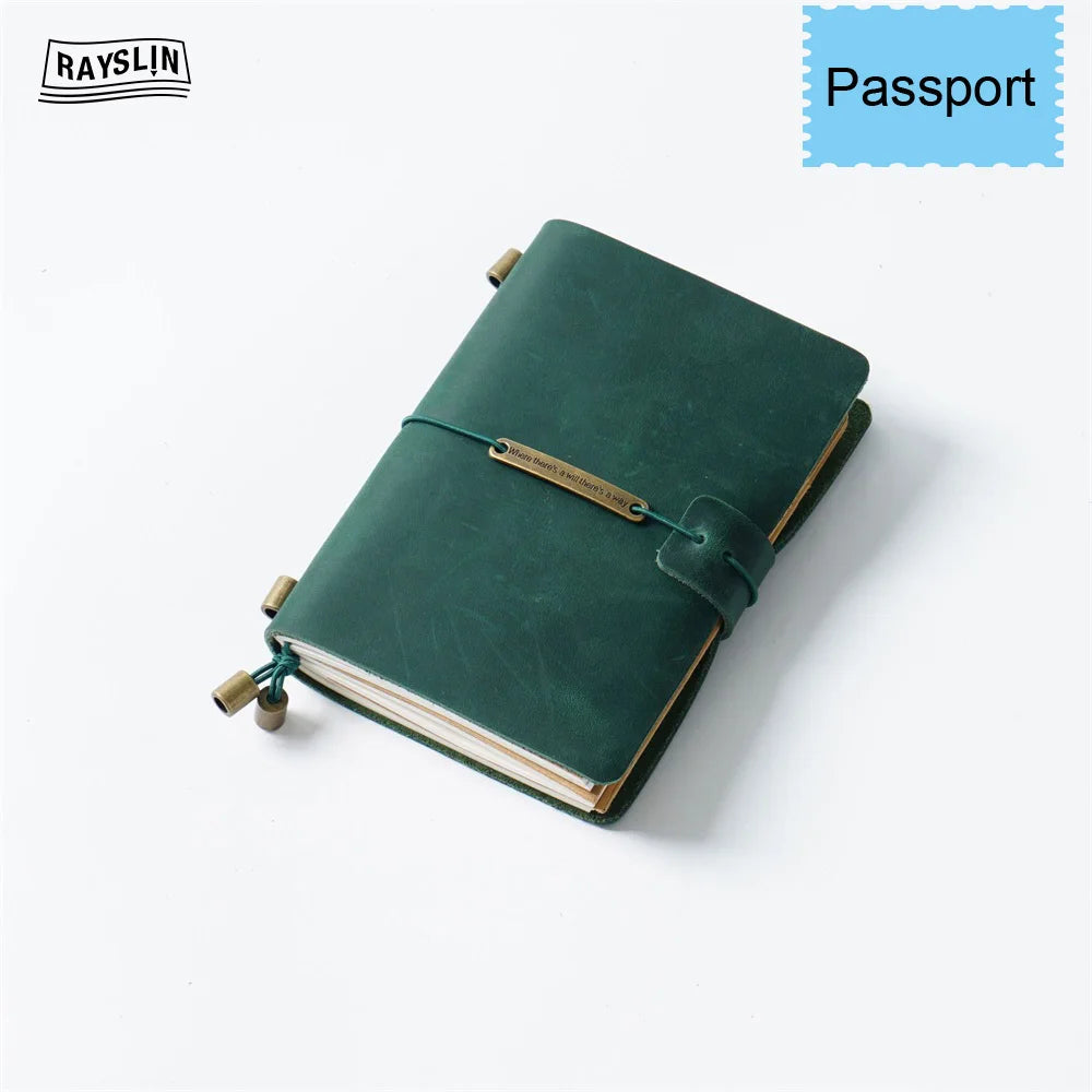 Edles Leder-Reisetagebuch aus Crazy-Horse-Rindsleder – Personalisierbares Notizbuch in 7 Farben & 4 Größen