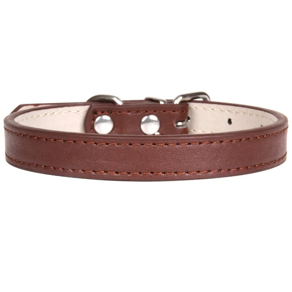 Weiches Leder Hunde- & Katzenhalsband – Verstellbares PU-Leder Halsband mit Schnalle für kleine, mittlere & große Hunde (16 Farben)