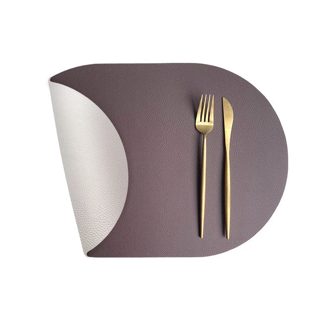 Ovale wendbare Kunstleder Tischsets Schwarz – Wasserdichte & hitzebeständige Platzmatten für Küche, Dining, Hochzeit & Party