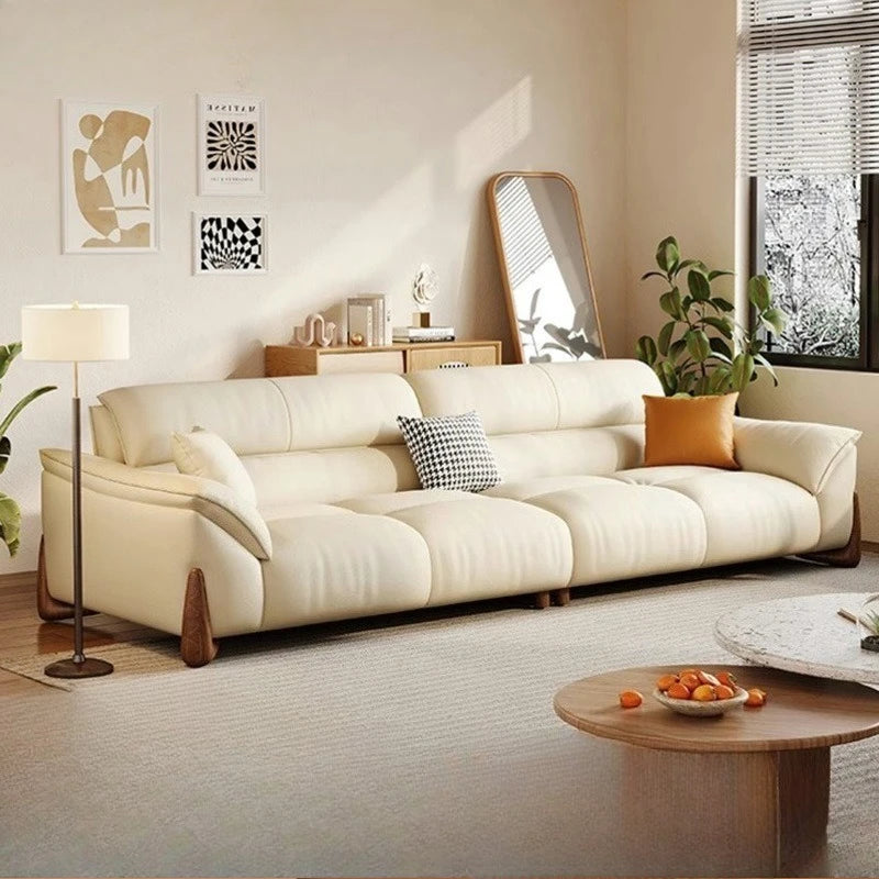Modernes Leder Sofa in Creme – Minimalistisches Wohnzimmersofa mit Relax-Komfort, familienfreundliches Design für drinnen &amp; draußen 