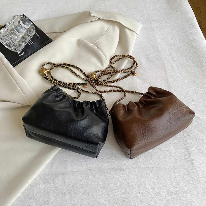 Damen Chain Shoulder Bag – Vielseitige PU-Leder Crossbody & Hobo Tasche mit Falten-Design