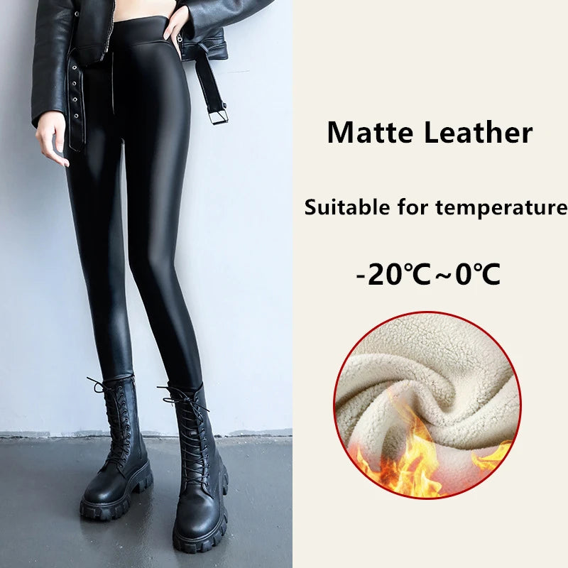 Damen Winter PU Leder Leggings – High Waist, warm gefüttert mit Lammflor, Slim Fit & elastisch in klassischer Lederoptik