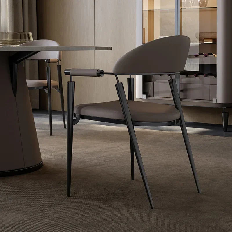 Moderner Leder-Armlehnenstuhl mit Rückenstütze – Nordischer Relax- &amp; Lesesessel für Wohnzimmer, Restaurant &amp; Arbeitsbereich