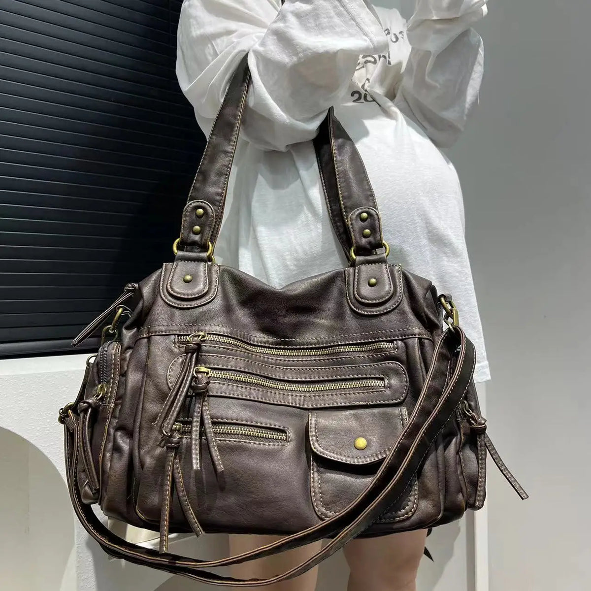 Y2K Bolso bandolera para mujer – Vintage PU-Leder Motorrad Tasche mit Multi-Fächern, Große Kapazität Schultertasche für Frauen