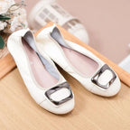 feerldi Damen Flats – Slip-On Loafers en PU-Leder, bequeme Mokassins, runde Zehen, Grande taille 41-42 