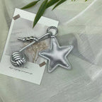 Fünfzackiger Stern Schlüsselanhänger aus Leder – Creativer Keyring mit geflochtener Lederkugel, stilvoller Taschen- &amp; Autoschmuck 