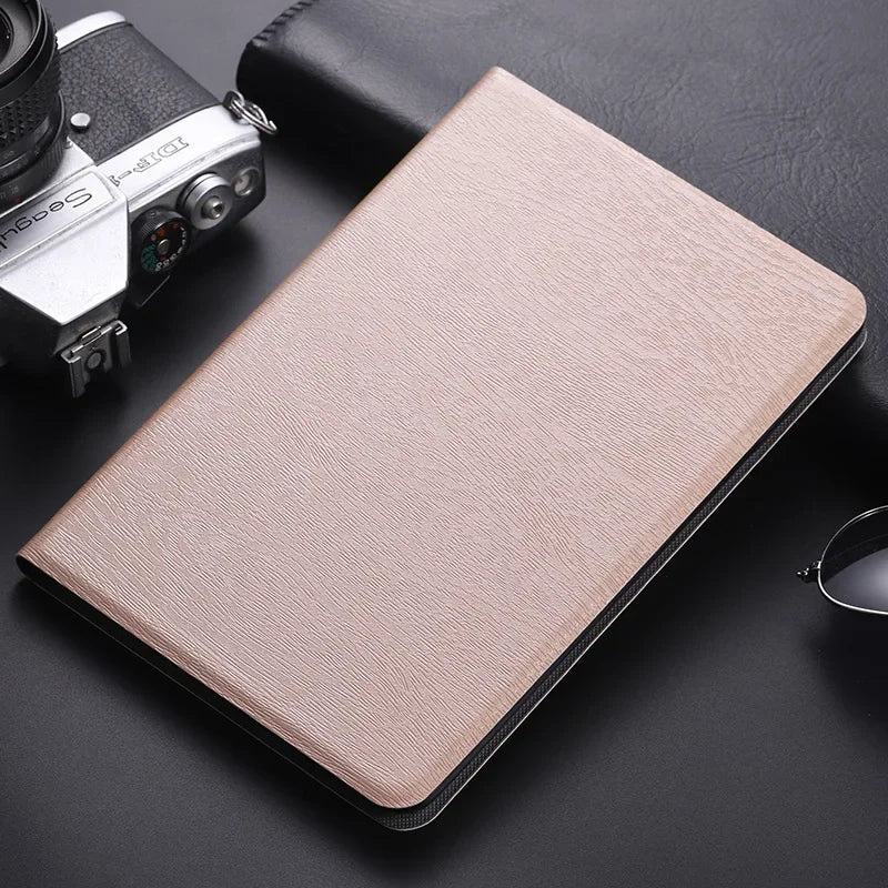 Schlichte Leder Tablet-Hülle im Book-Style für iPad 10.2 (7., 8. & 9. Gen), iPad 10. Gen, iPad Air 4 & 5, iPad mini & iPad Pro 11 – Stand Cover mit Rundumschutz