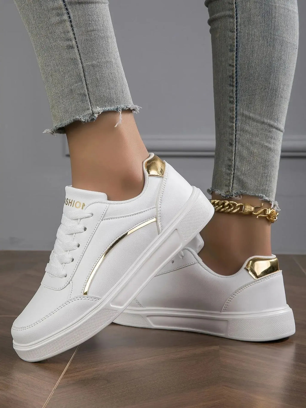 Damen Plateau Sneaker aus Lederoptik – Klassische Casual & Skateboard Schuhe mit rutschfester Sohle | Bequeme Plattform-Sneaker für Frauen