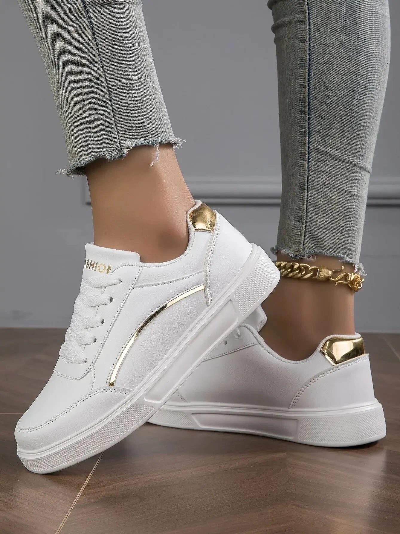 Damen Plateau Sneaker aus Lederoptik – Klassische Casual & Skateboard Schuhe mit rutschfester Sohle | Bequeme Plattform-Sneaker für Frauen