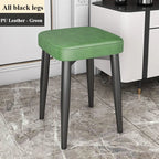 Moderner Esszimmerstuhl aus Leder mit Latexpolster – Stapelbarer Light-Luxury Dining Chair mit Carbonstahlrahmen & rutschfesten Füßen