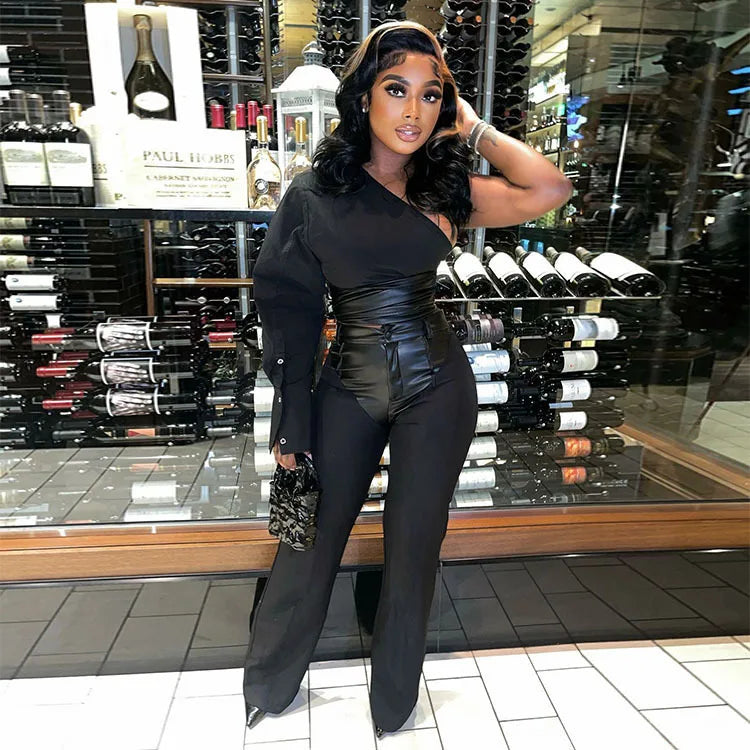 Damen Streetwear Zweiteiler 2025 – Leder Patchwork Set mit One-Shoulder Top & langer Hose, Slim Fit Fashion Outfit für Frühling & Sommer