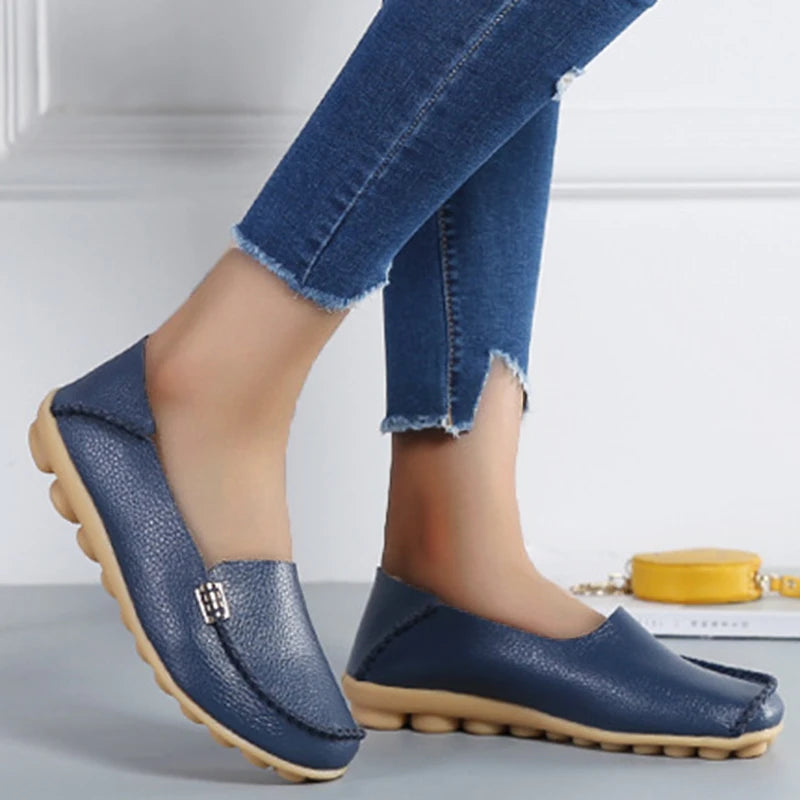 KUIDFAR Damen Flats 2024 – Bequeme Slip-On Loafers aus echtem Leder, Soft Moccasins für Alltag und Freizeit, Plus Size