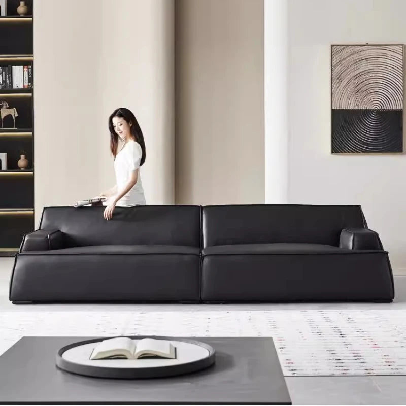 Europäisches minimalistisches Designer Ledersofa – Hochwertige Leder Lounge Couch für Wohn- & Schlafzimmer im postmodernen Stil
