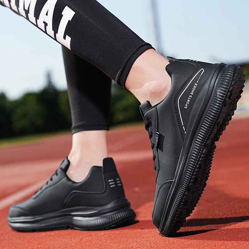 LETCOMFIT Herren Laufschuhe – Leder Sneaker, rutschfest, verschleißfest, wasserdicht, komfortable Walking & Sport Schuhe