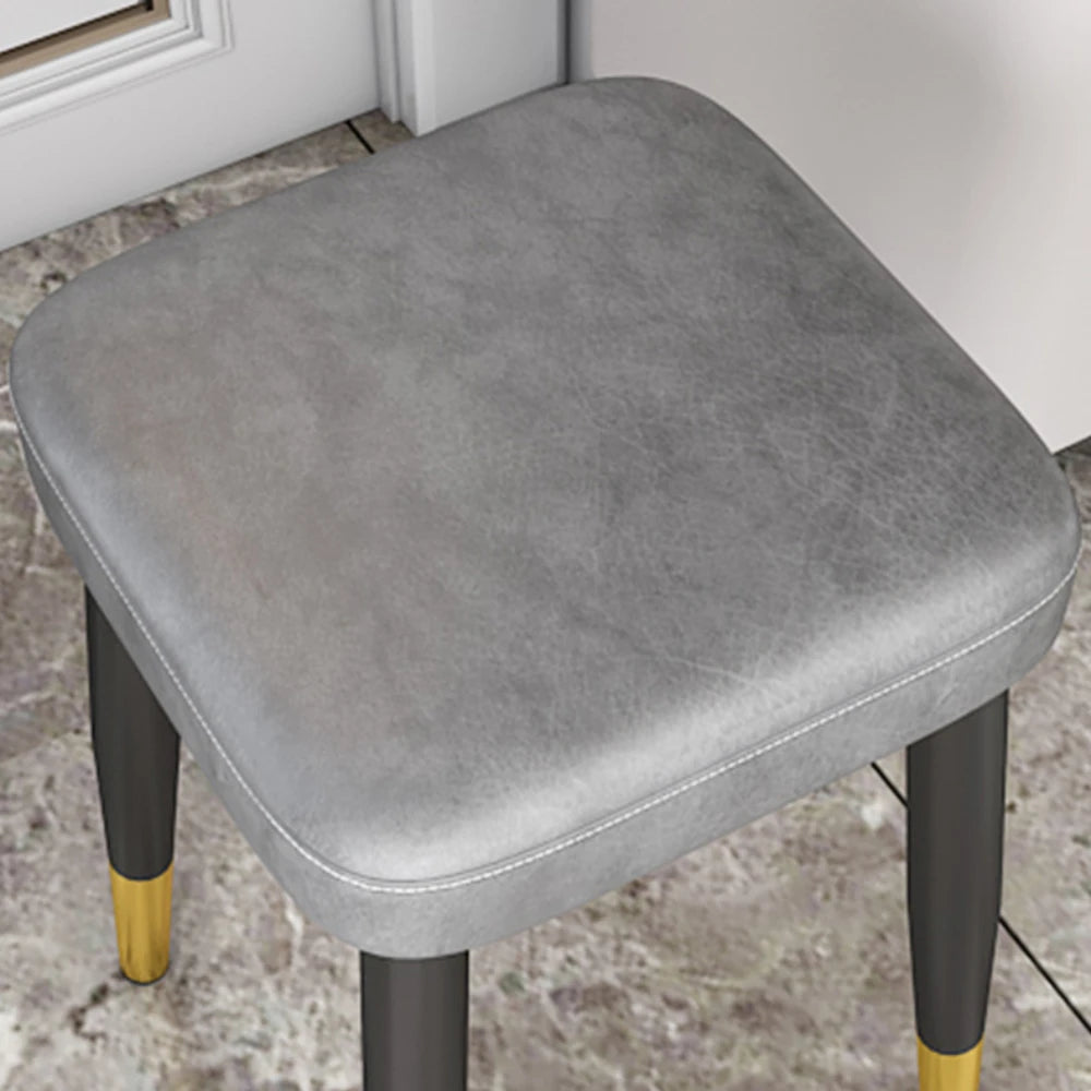 Moderner Esszimmerstuhl aus Leder mit Latexpolster – Stapelbarer Light-Luxury Dining Chair mit Carbonstahlrahmen & rutschfesten Füßen