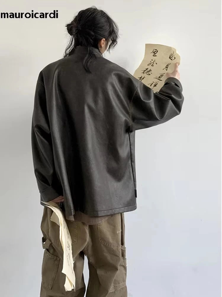 Mauroicardi Herren Oversized PU Lederjacke – Vintage Distressed Designerjacke mit Stehkragen im chinesischen Stil für Frühling & Herbst
