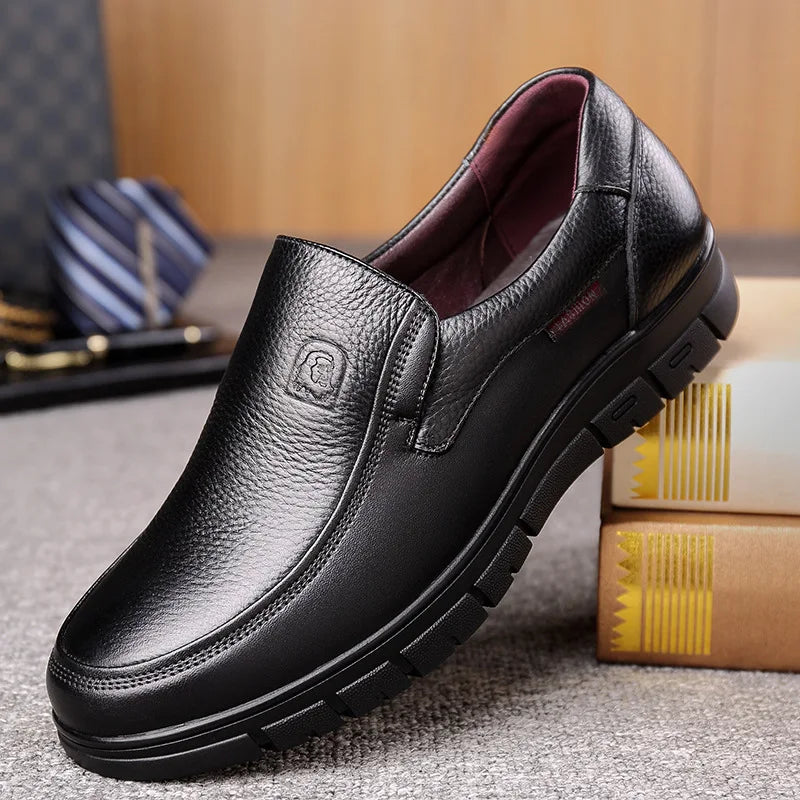 Herren Sommer Leder Loafer aus Rindsleder – Atmungsaktive Slip-On Freizeitschuhe mit weicher Sohle für Alltag & Outdoor