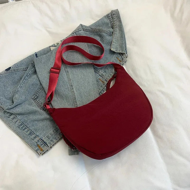 Unisex Canvas Schultertasche – Minimalistische Dumpling Bag in Solider Farbe, Multifunktional & Alltagstauglich