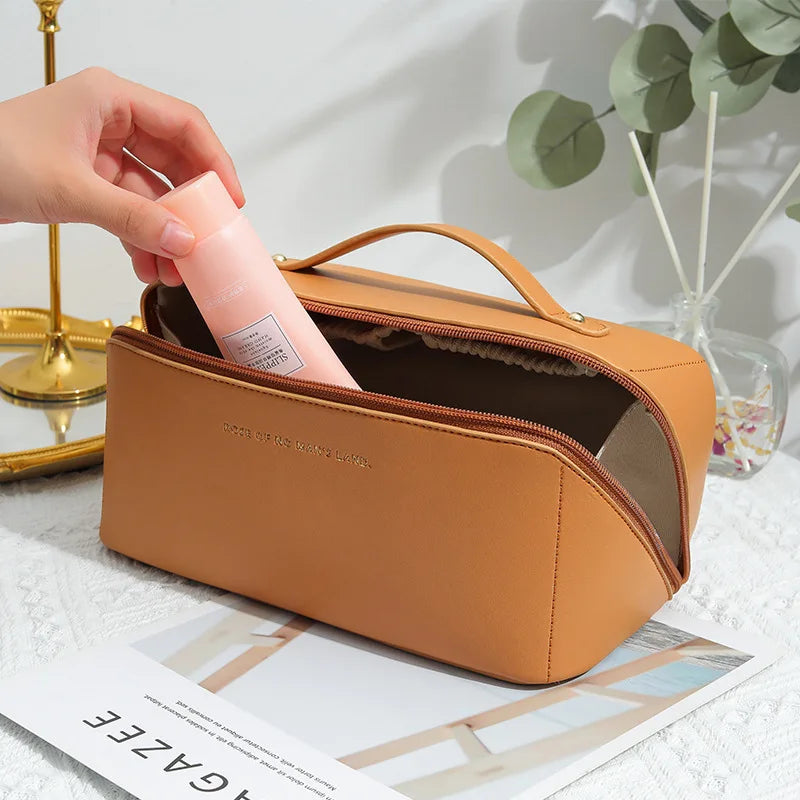 Sac à cosmétiques avec plus grande capacité – Sac de maquillage étanche en cuir PU, organiseur de beauté à ouverture plate à 180° pour femmes