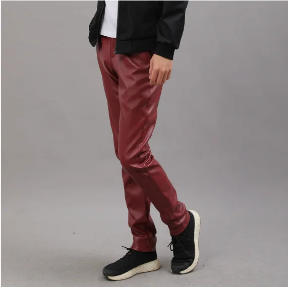 Herren Stretch PU Lederhose im Biker-Stil – Modische Pencil Pants in Gold, Rot, Blau, Schwarz, Weiß & Silber (Gr. 28–40)