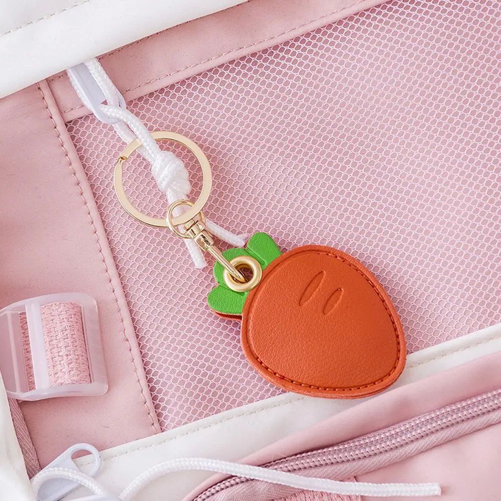 Leder Erdbeer- & Zitronen-Schlüsselanhänger – Verspielter Keychain als Taschen- & Autoanhänger, fruchtiger Bag Charm & Geschenkidee